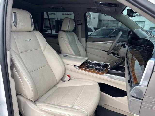 2025 Cadillac Escalade Sport Platinum