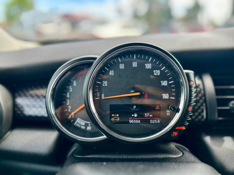 2015 MINI Hardtop 2 Door Cooper S