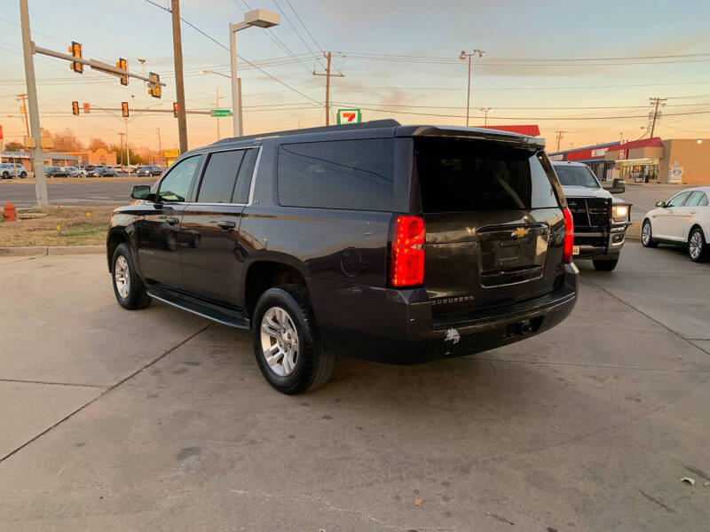 2015 Chevrolet Suburban LT