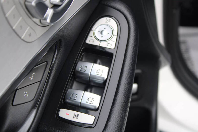 2019 Mercedes-Benz GLC GLC 300 4MATIC