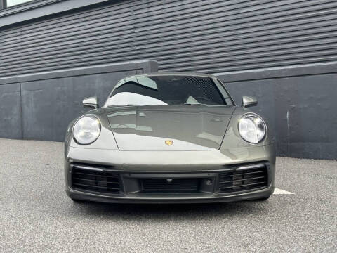 2022 Porsche 911 Carrera 4