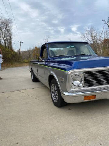 2011 Chevrolet Apache