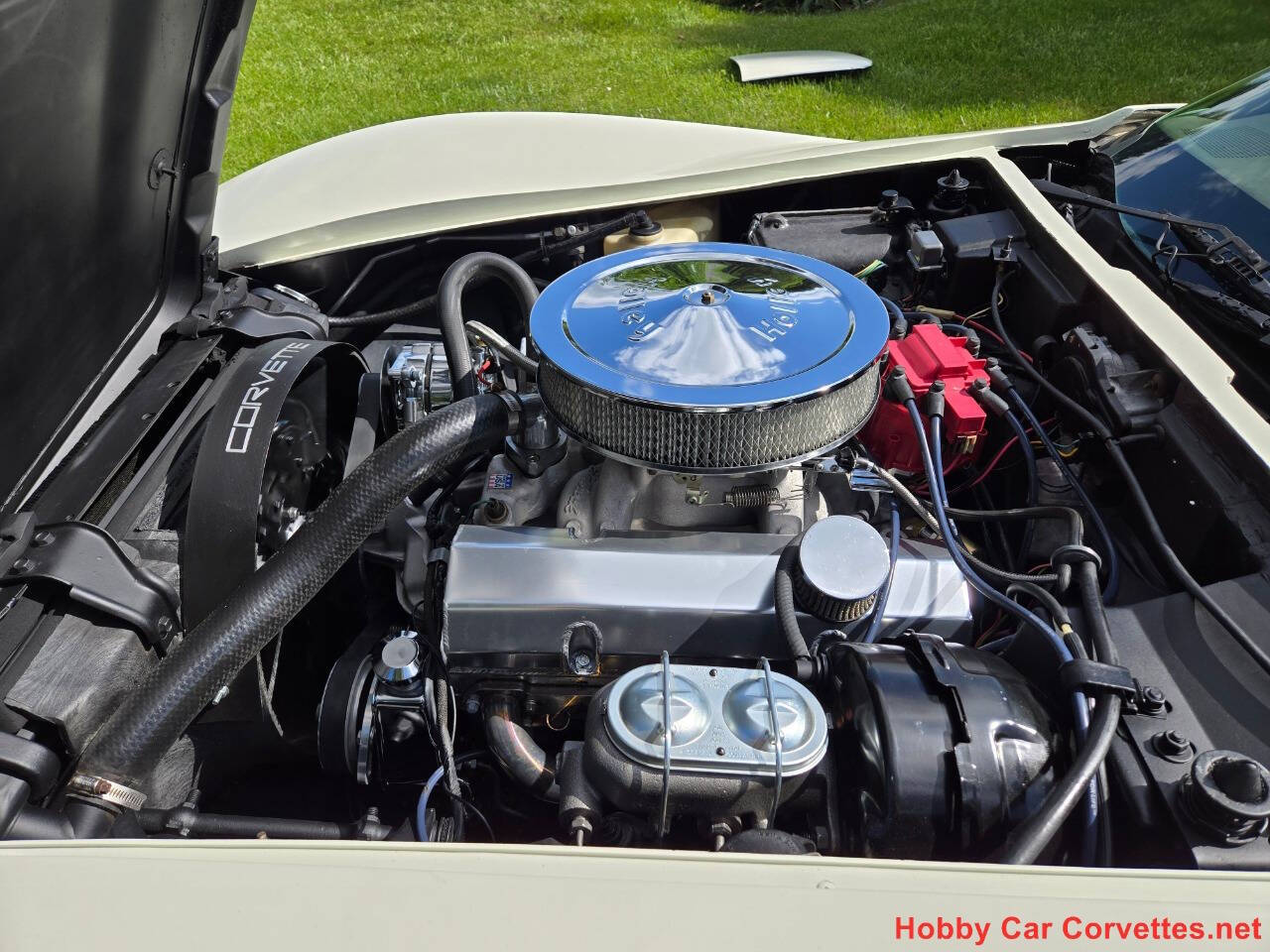 1976 Chevrolet Corvette 23