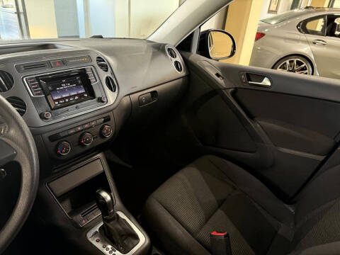 2017 Volkswagen Tiguan 2.0T S 4Motion