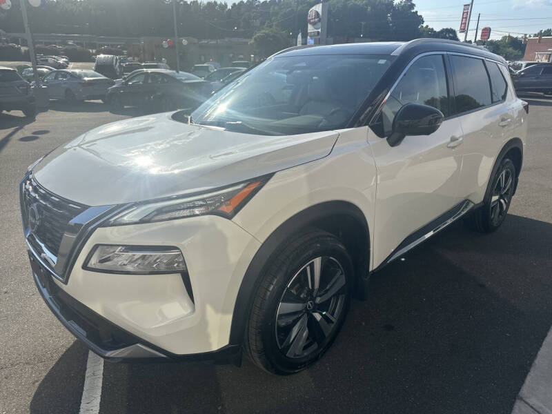 2023 Nissan Rogue SL
