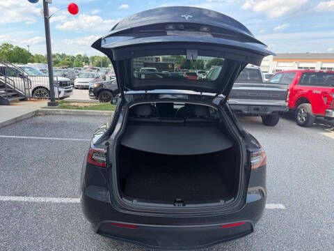 2024 Tesla Model Y Long Range