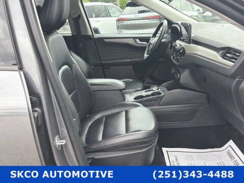 2022 Ford Escape SEL