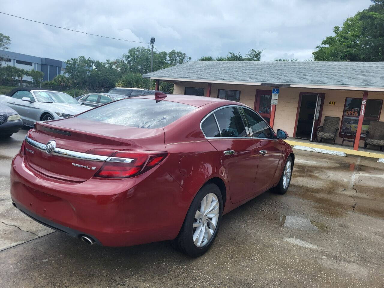 2015 Buick Regal for sale at FAMILY AUTO BROKERS in Longwood, FL