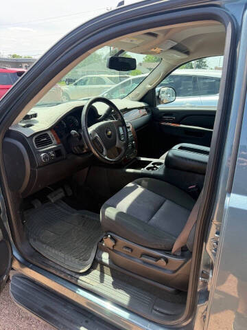 2012 Chevrolet Avalanche LS