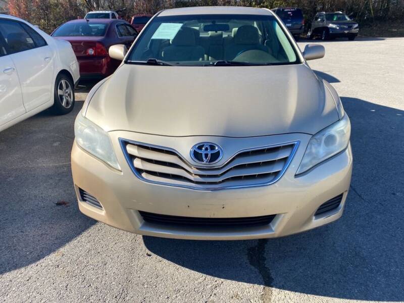 2010 Toyota Camry for sale at Doug Dawson Motor Sales in Mount Sterling KY