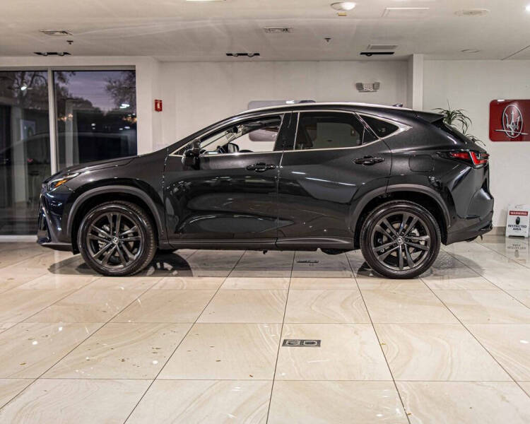 2025 Lexus NX 450h+