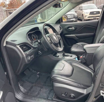 2019 Jeep Cherokee Latitude Plus
