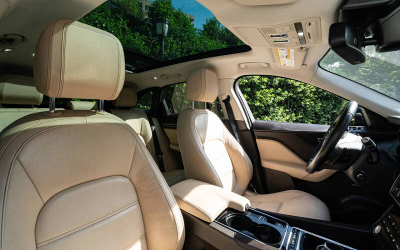 2017 Jaguar F-PACE 35t Prestige