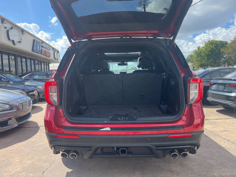 2020 Ford Explorer ST