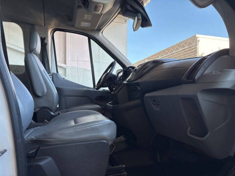 2019 Ford Transit