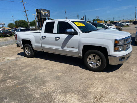 2015 Chevrolet Silverado 1500 for sale at Taylor Trading Co in Beaumont TX