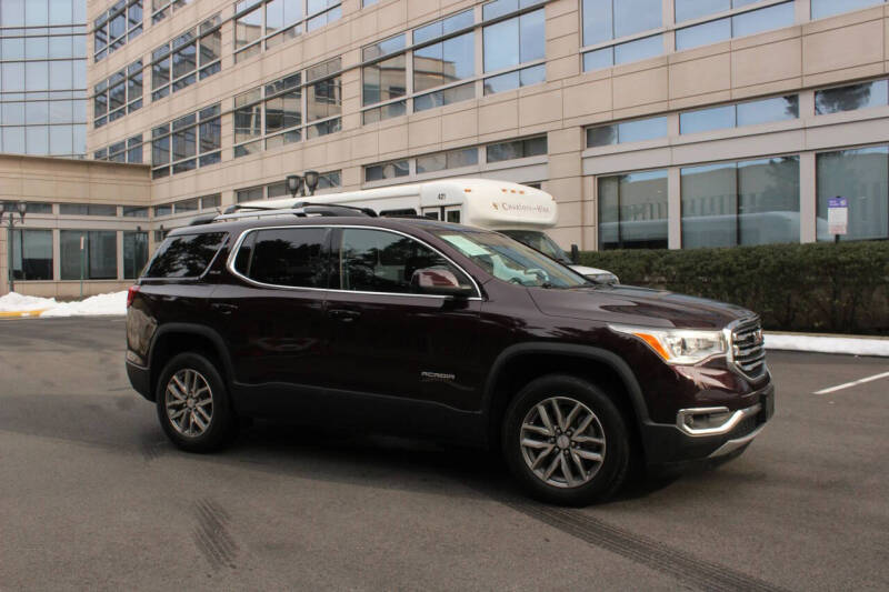 2017 GMC Acadia SLE-2