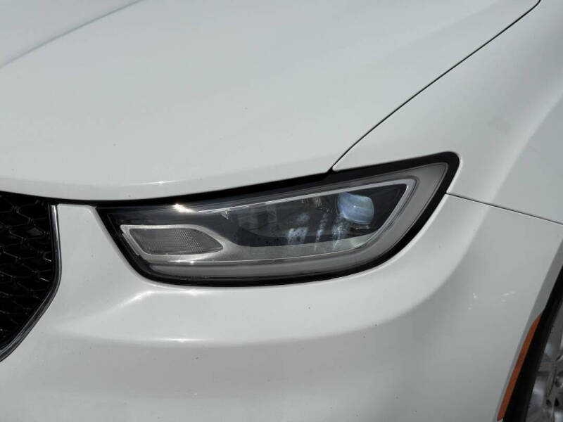 2023 Chrysler Pacifica Touring