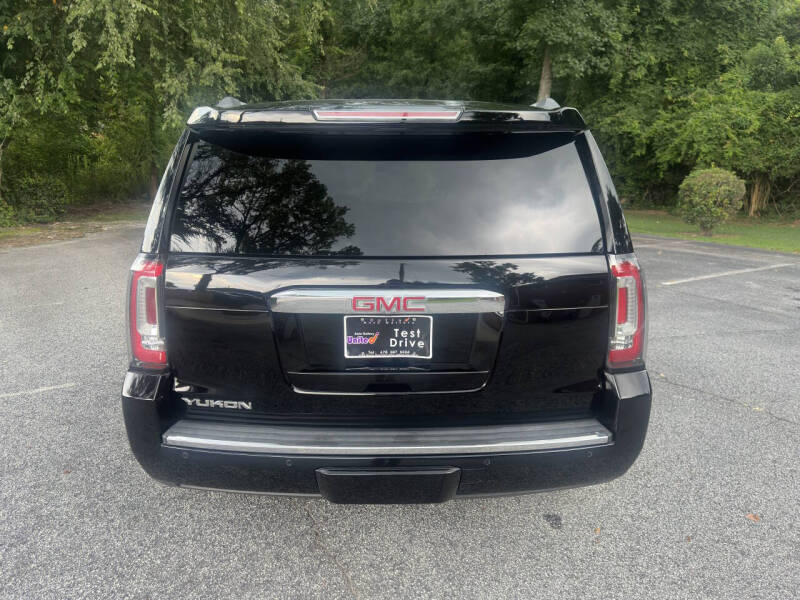 2017 GMC Yukon Denali
