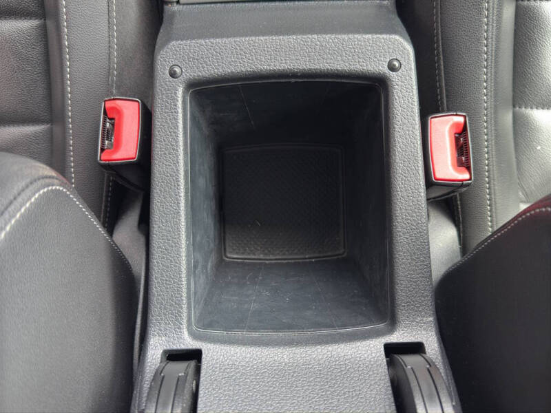 2015 Volkswagen Golf R 4Motion