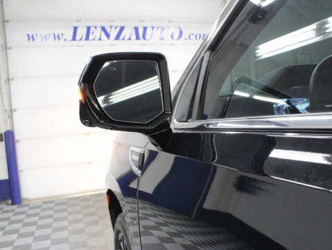 2024 GMC Yukon XL SLT