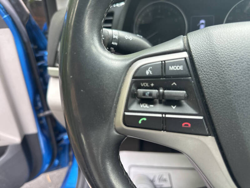 2017 Hyundai Elantra Limited