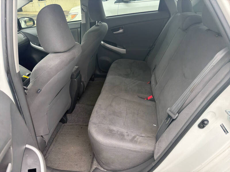 2010 Toyota Prius II