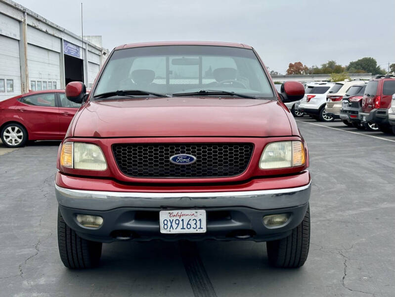 2002 Ford F-150 XLT