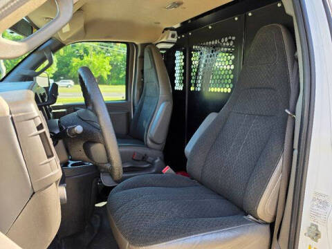 2024 GMC Savana 2500
