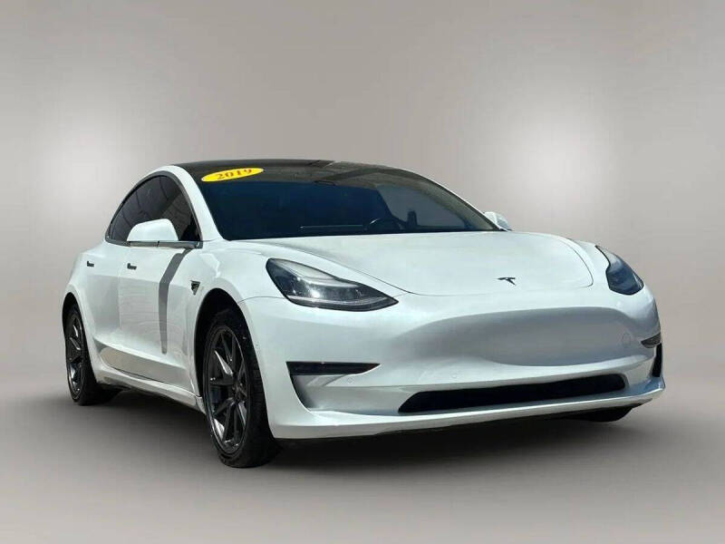2019 Tesla Model 3 Standard Range Plus