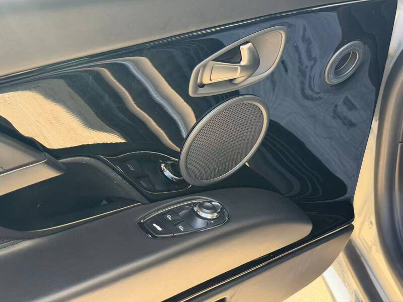 2018 Aston Martin DB11 V12