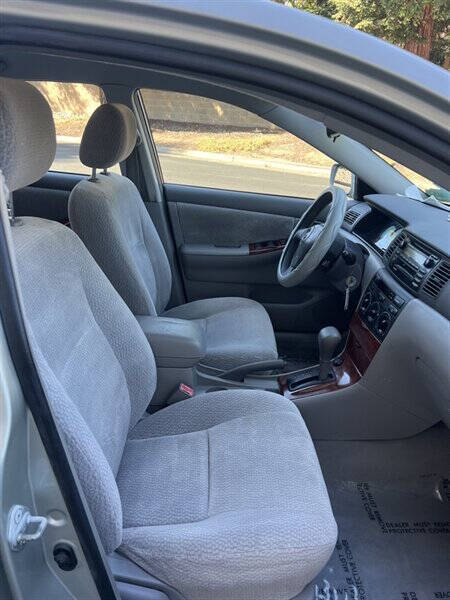 2003 Toyota Corolla LE