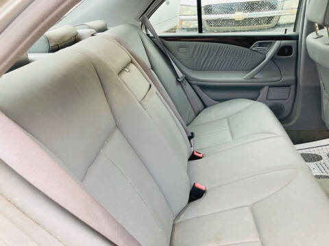 2001 Mercedes-Benz E-Class E 320