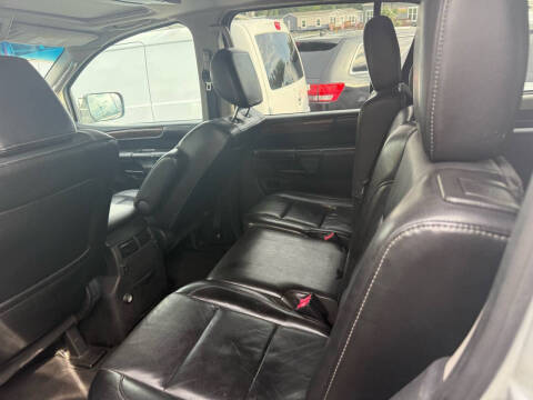 2012 Nissan Armada Platinum