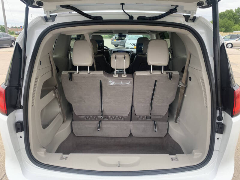 2018 Chrysler Pacifica Touring L Plus
