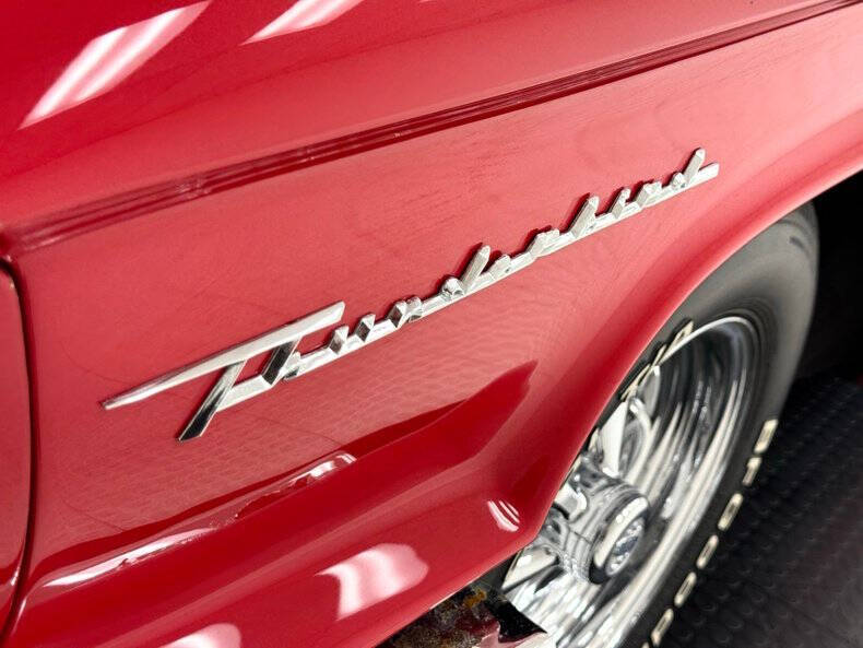 1958 Ford Thunderbird