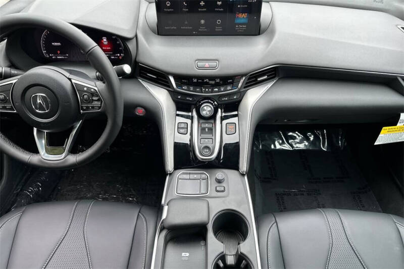 2025 Acura TLX w/Tech