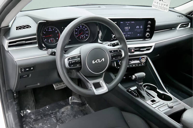 2022 Kia K5