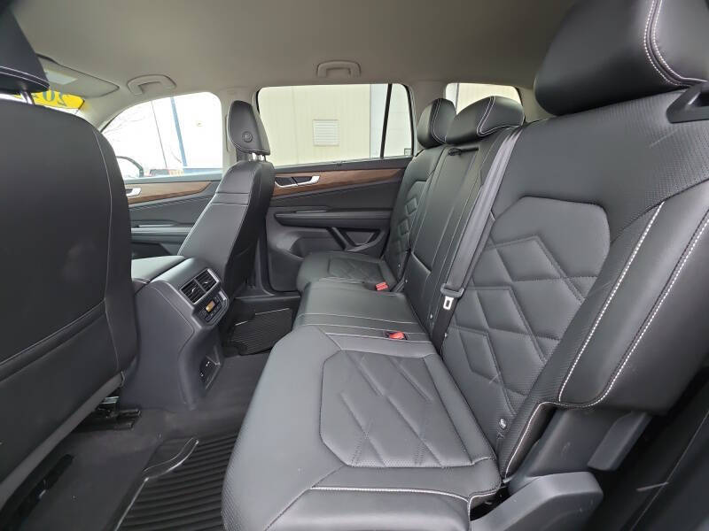 2025 Volkswagen Atlas SE 4Motion