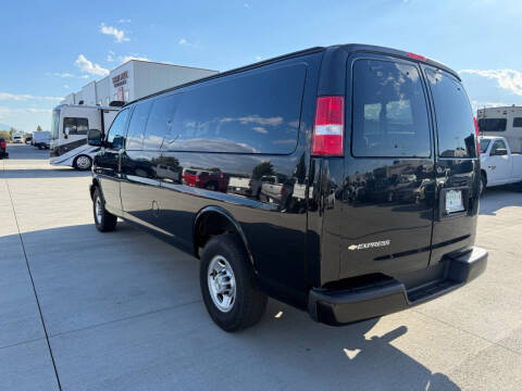 2023 Chevrolet Express LS 3500