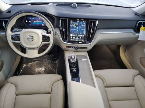 2026 Volvo V60 Cross Country B5 Ultra