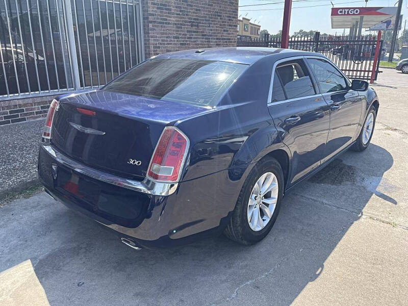 2014 Chrysler 300