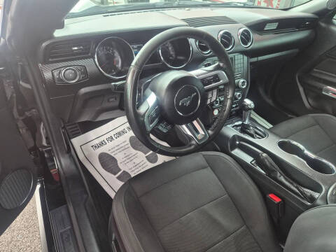 2016 Ford Mustang V6