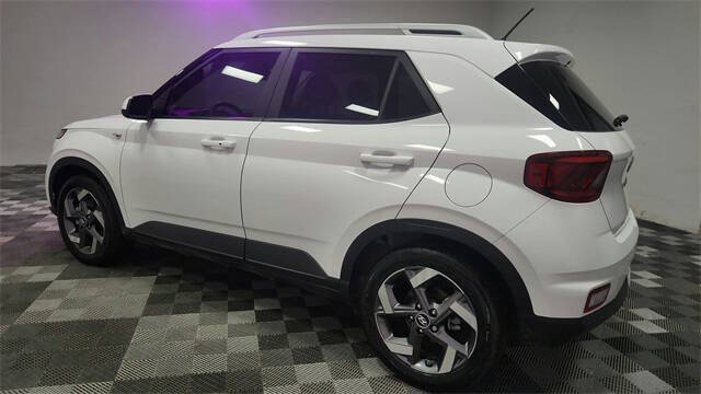 2025 Hyundai Venue SEL