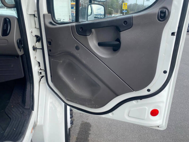 2016 Freightliner M2 106