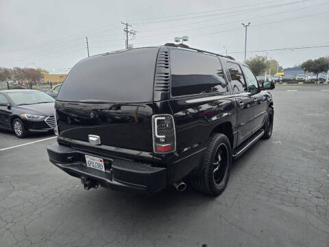 2003 GMC Yukon XL Denali