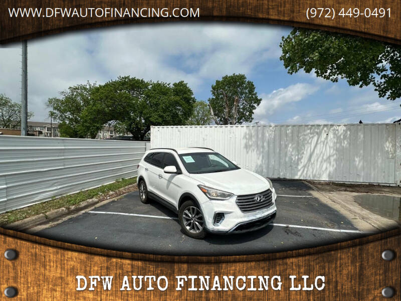 2017 Hyundai Santa Fe SE's photo