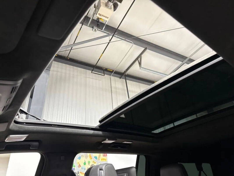 2023 Cadillac Escalade-V ESV