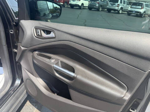 2015 Ford C-MAX Hybrid SE