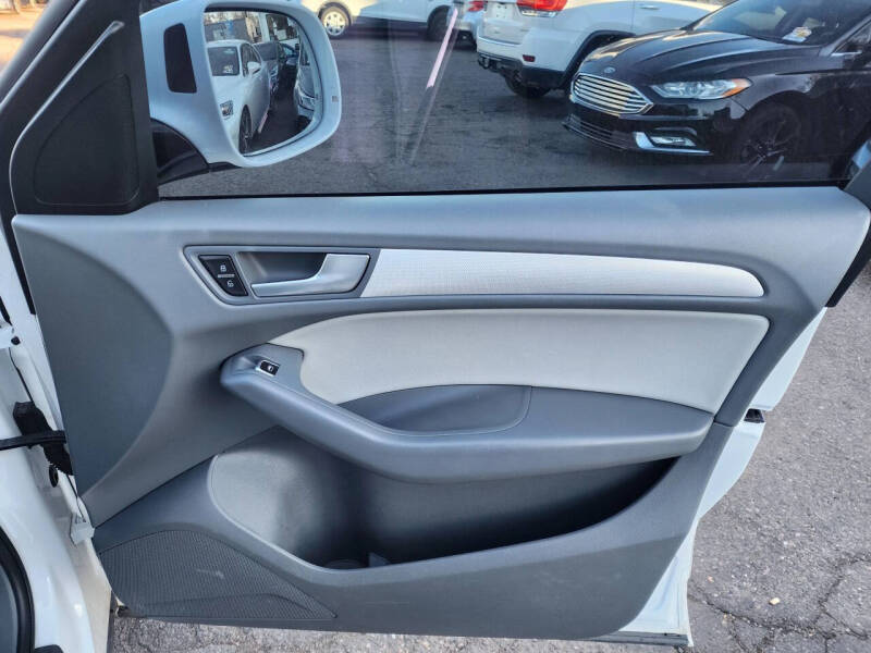 2015 Audi Q5 2.0T quattro Premium Plus